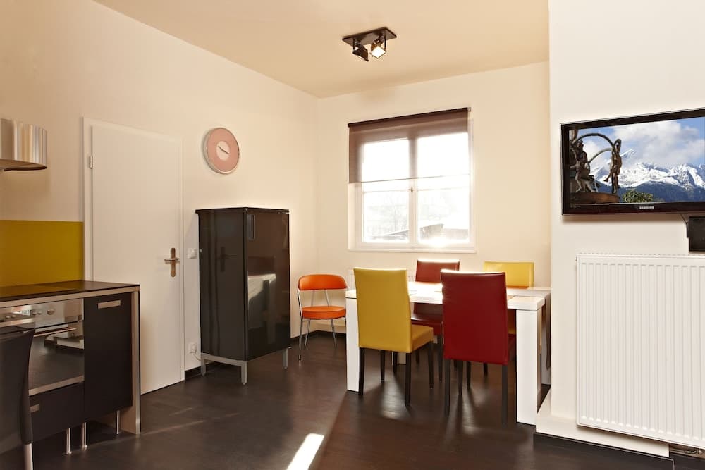 In-room dining