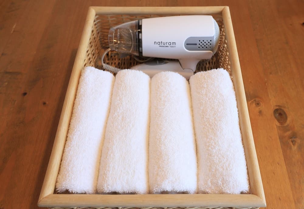 Bathroom amenities