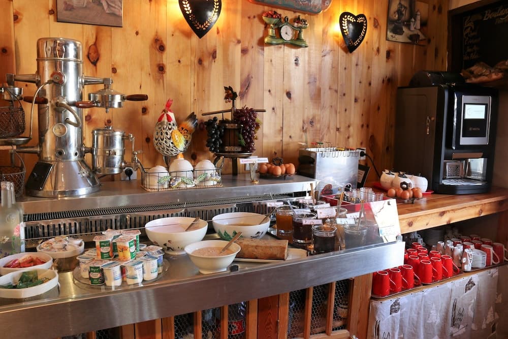 Breakfast buffet