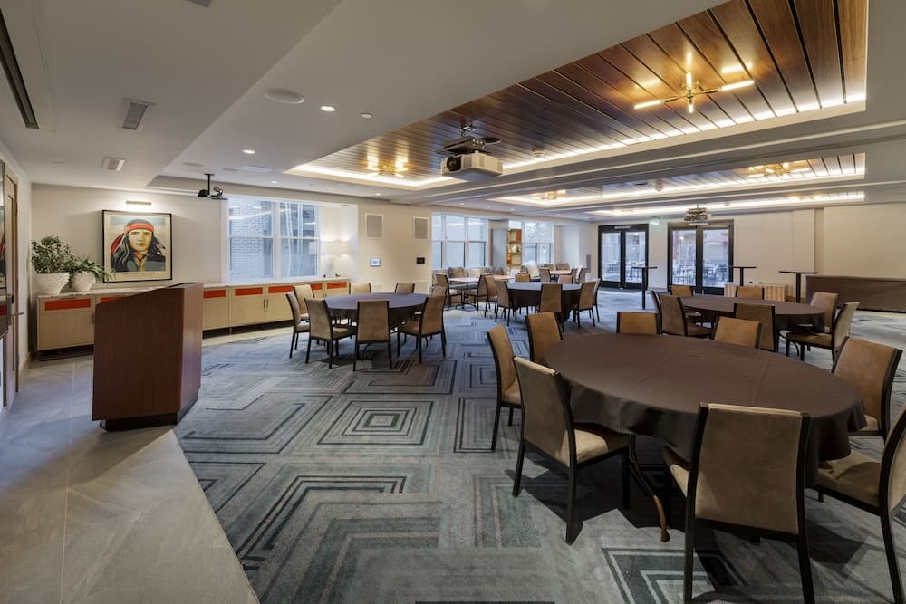 Meeting facility