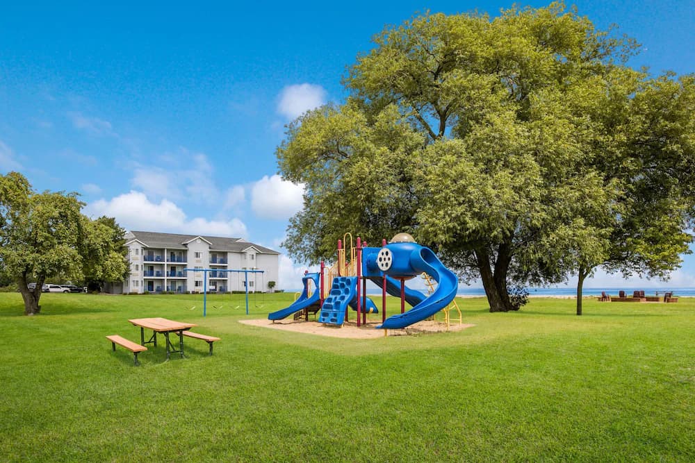 Children's play area - outdoor