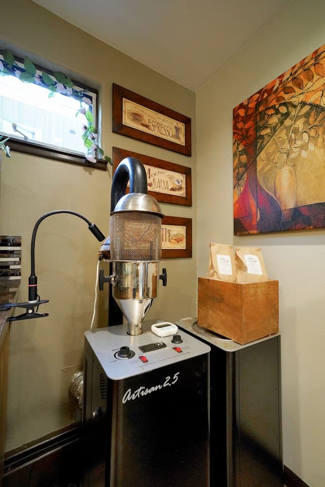 Coffee shop