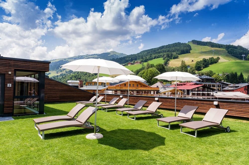 Sundeck
