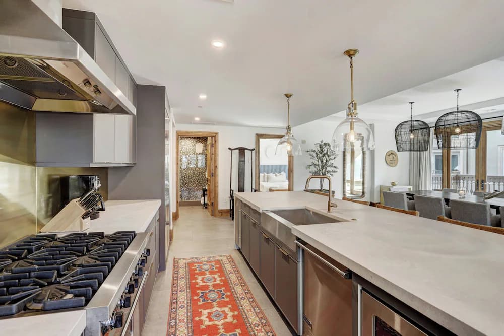 Private kitchen