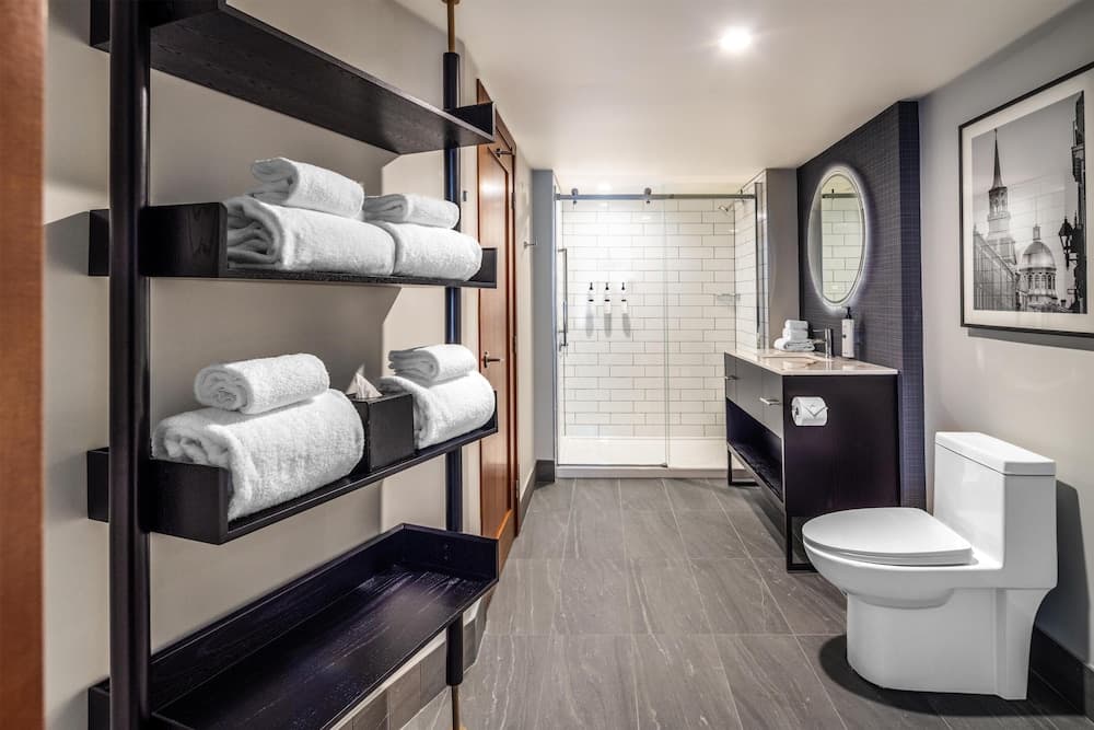 Bathroom shower