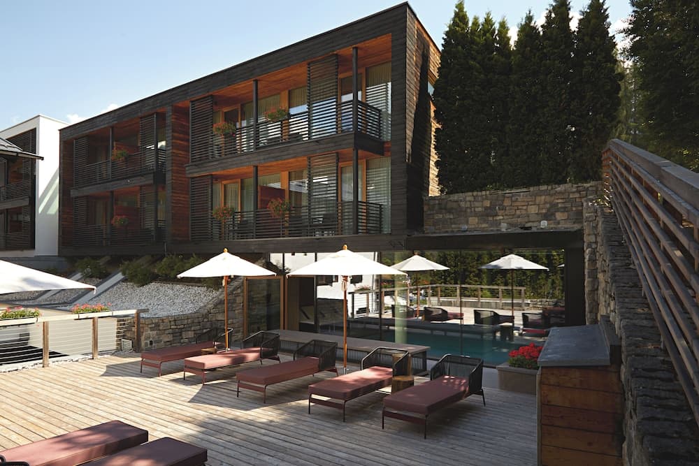 Sundeck