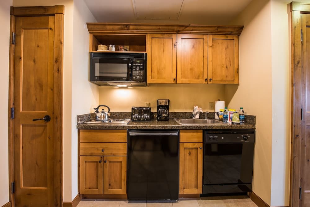 Private kitchenette