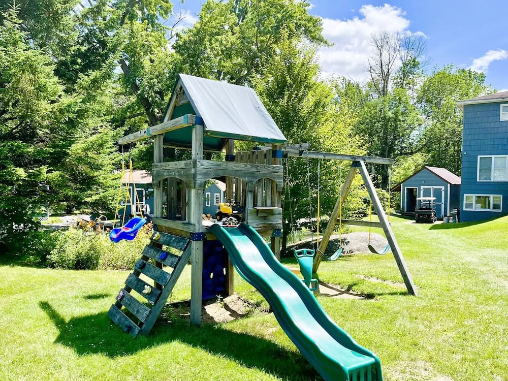 Children's play area - outdoor