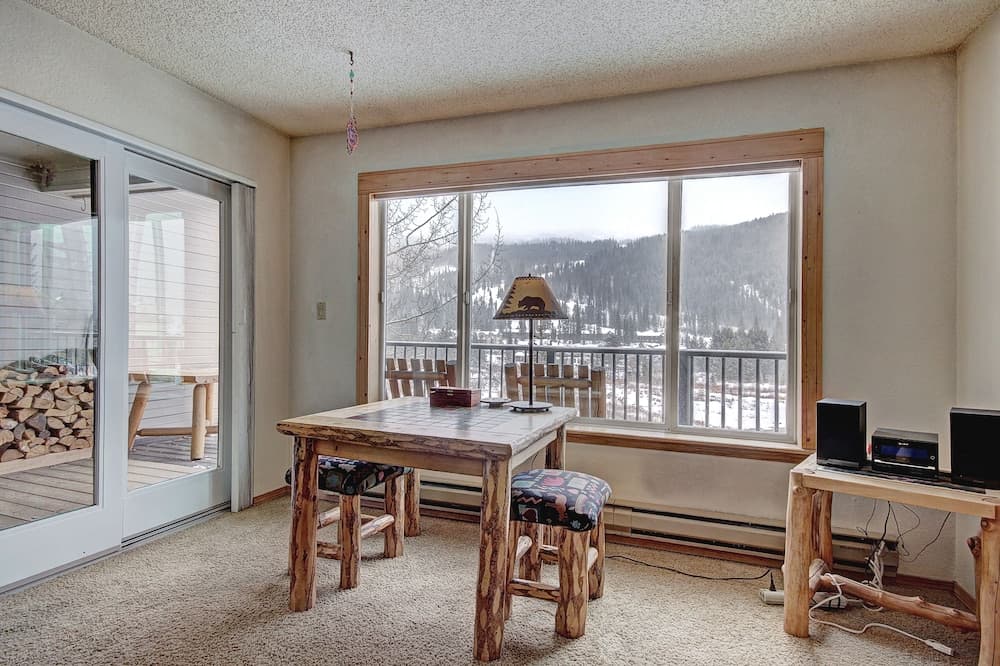 In-room dining