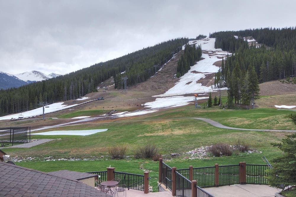 Ski hill