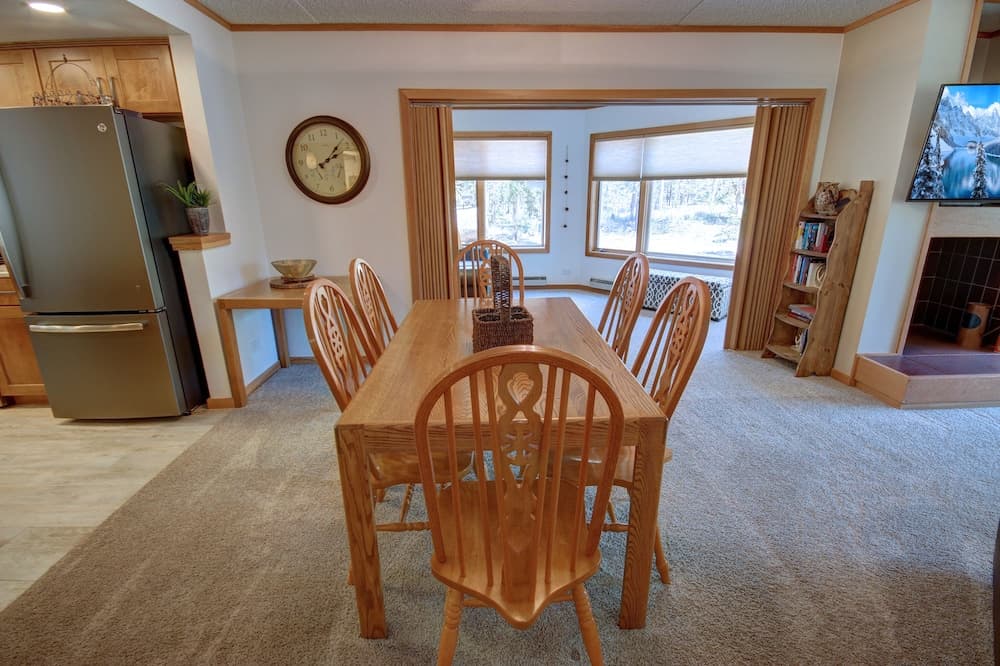 In-room dining