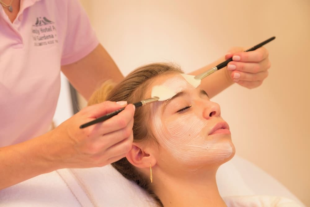 Facial