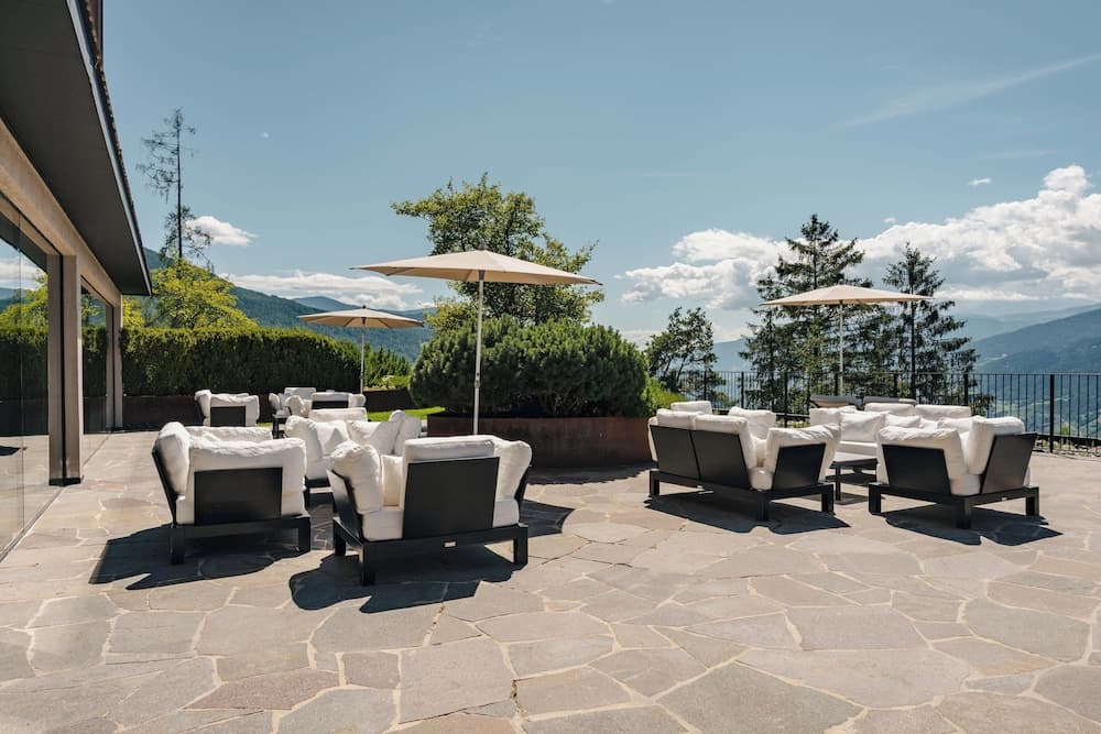 Sundeck