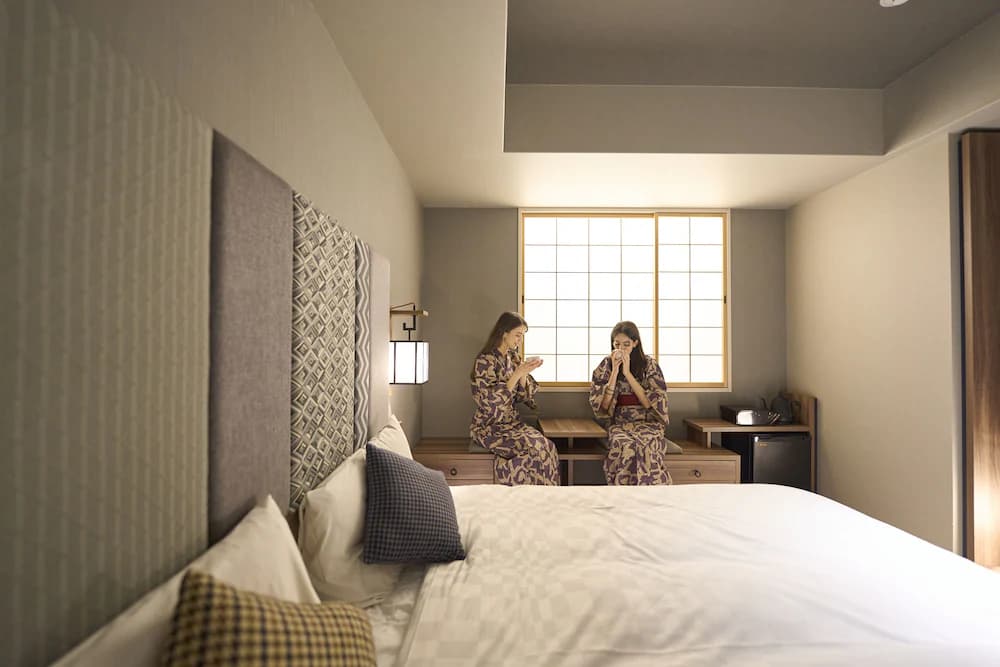 Room amenity