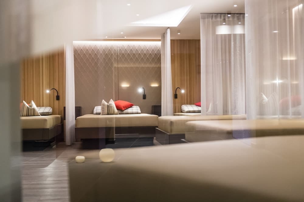 Spa reception