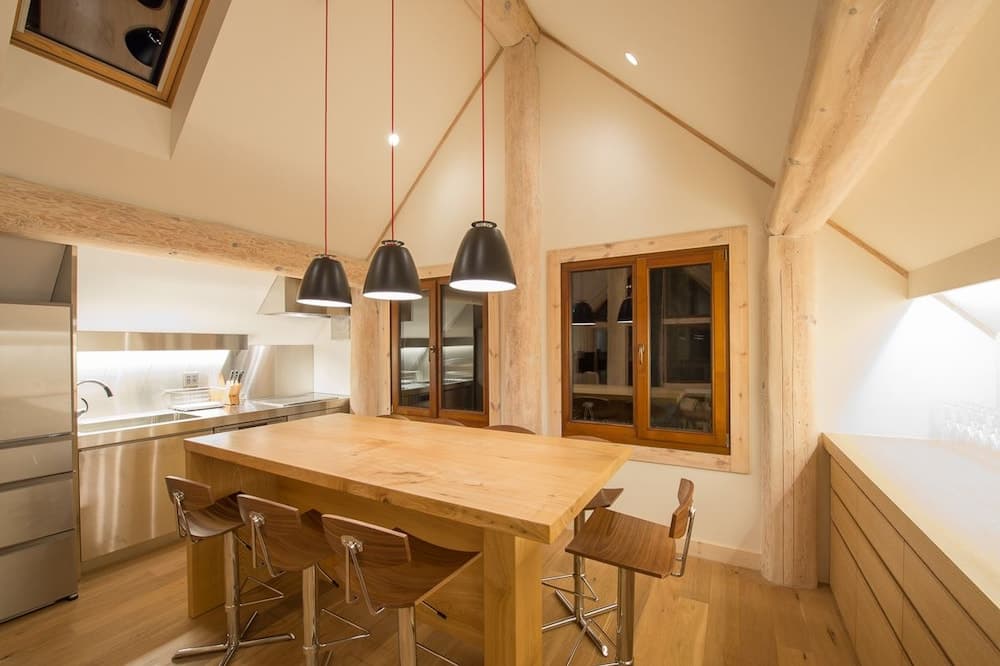 In-room dining