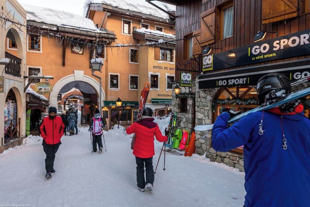 Snow and ski sports
