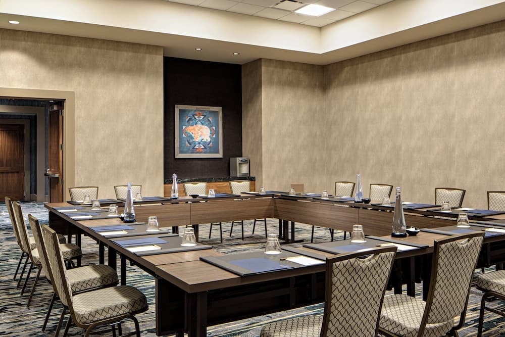 Meeting facility