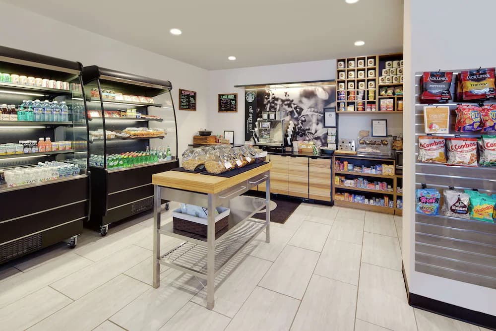 Snack bar