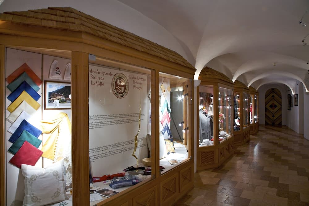 Gift shop