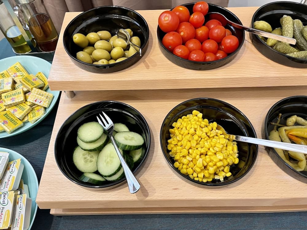 Breakfast buffet