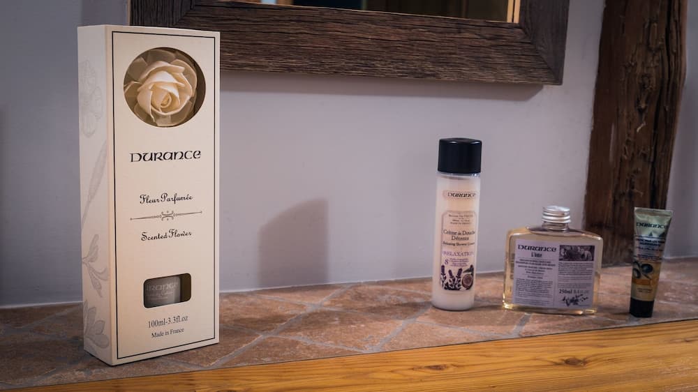 Bathroom amenities