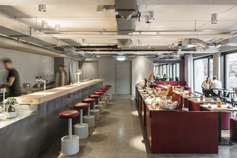 Breakfast area