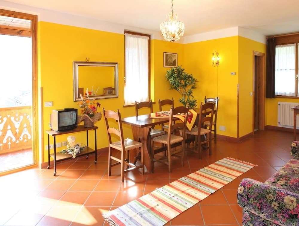 In-room dining