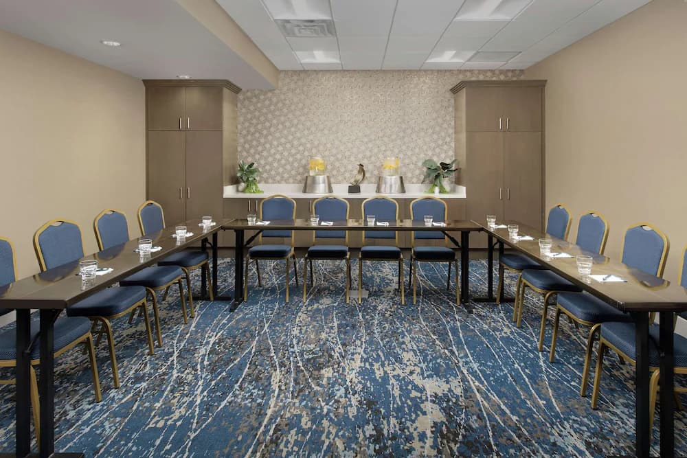 Meeting facility