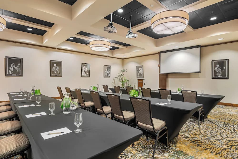 Meeting facility