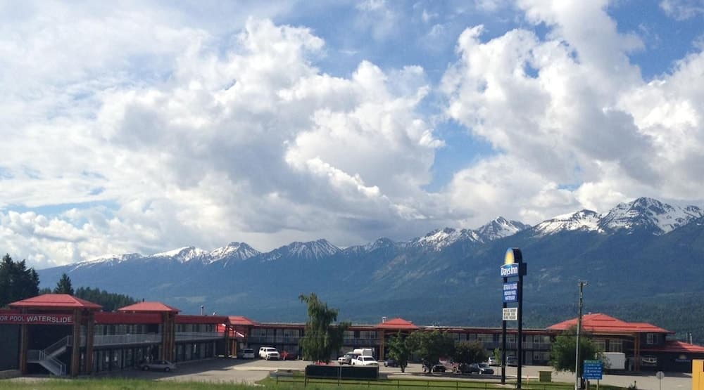 Ski hill