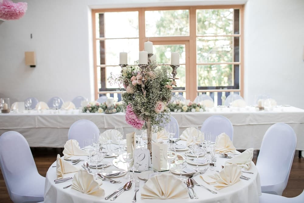 Banquet hall
