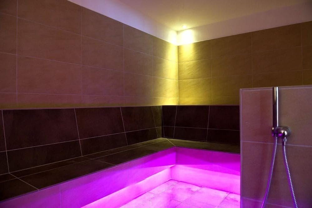 Steam room