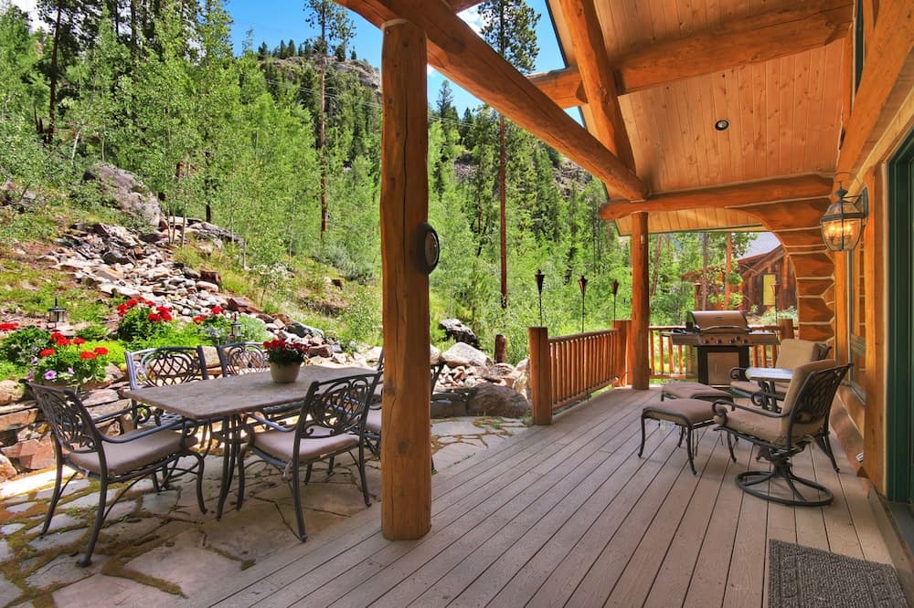 BBQ/picnic area