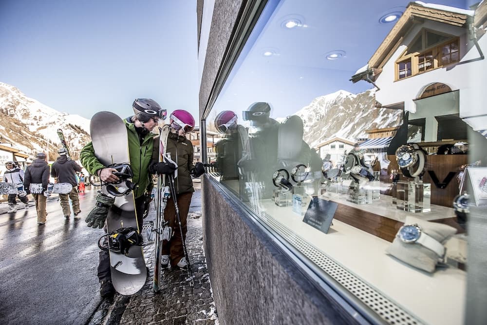 Snow and ski sports