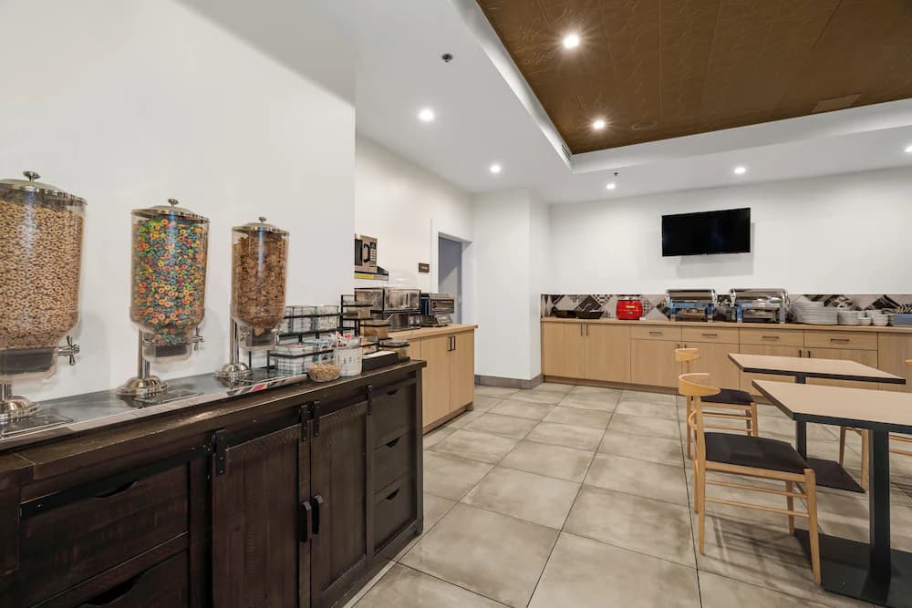 Breakfast buffet
