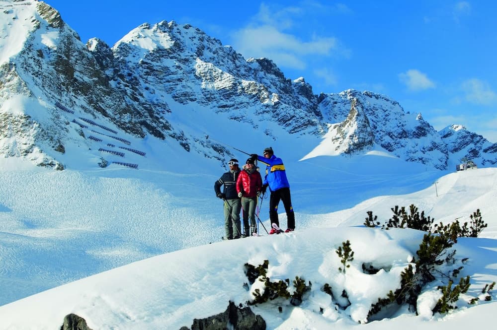 Snow and ski sports