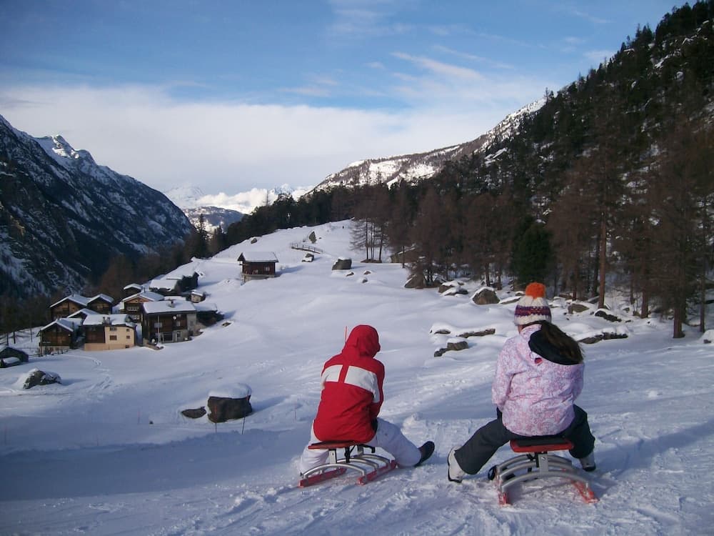 Snow and ski sports