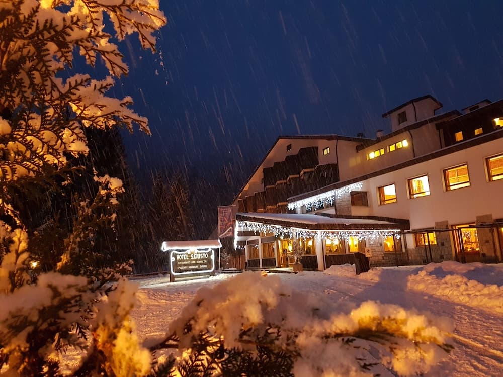 Primary image