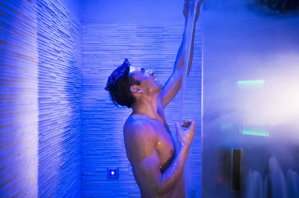 Vichy shower