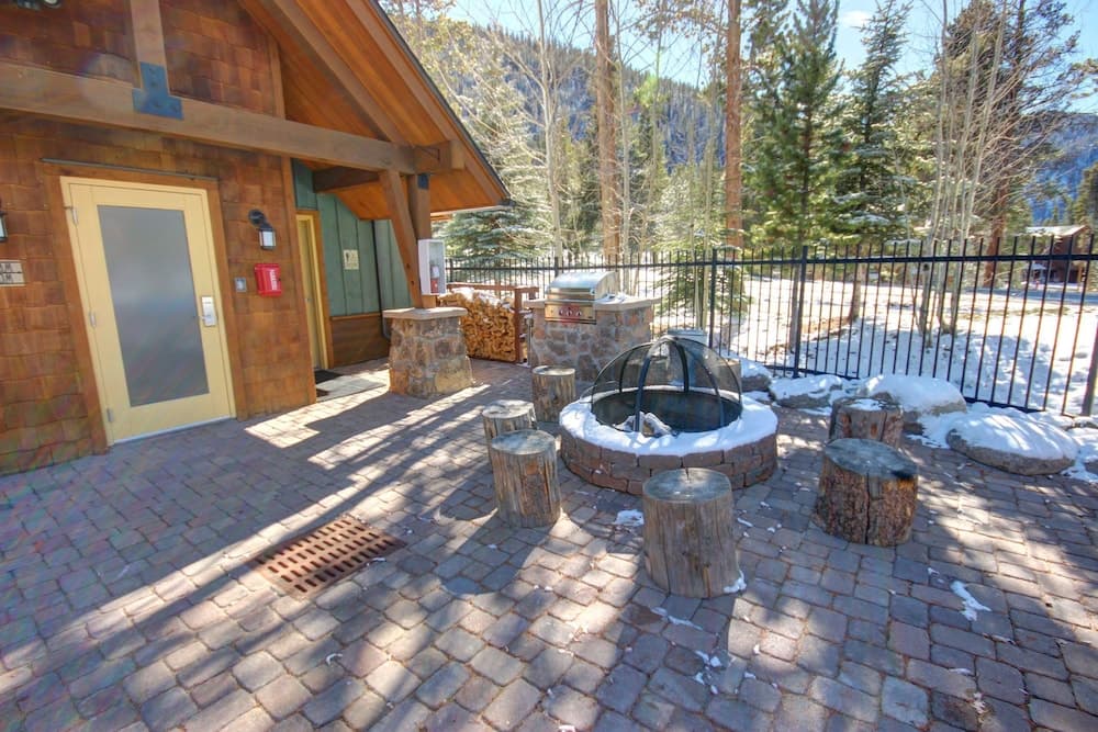 BBQ/picnic area