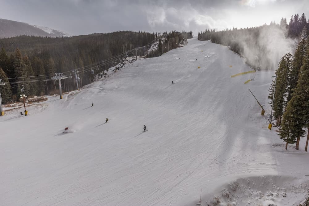 Snow and ski sports