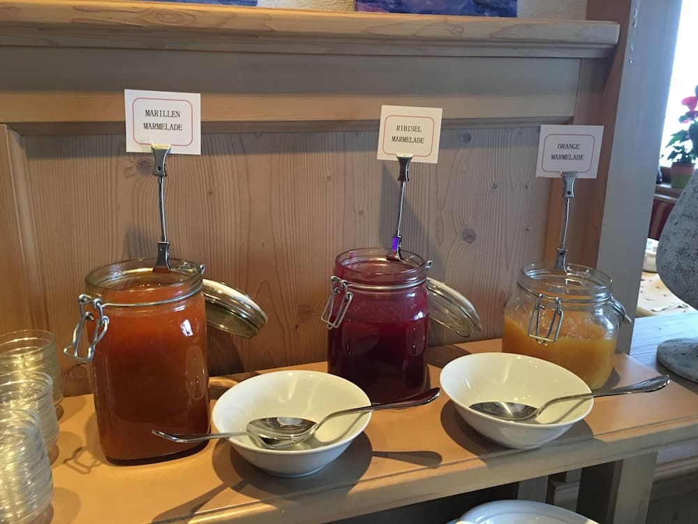 Breakfast buffet