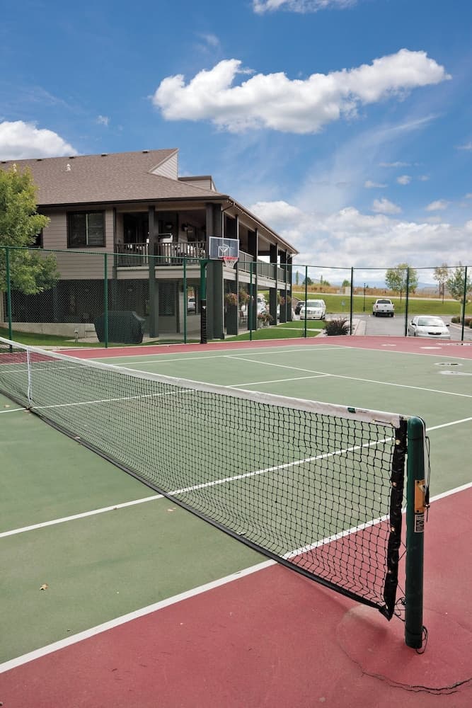 Tennis court