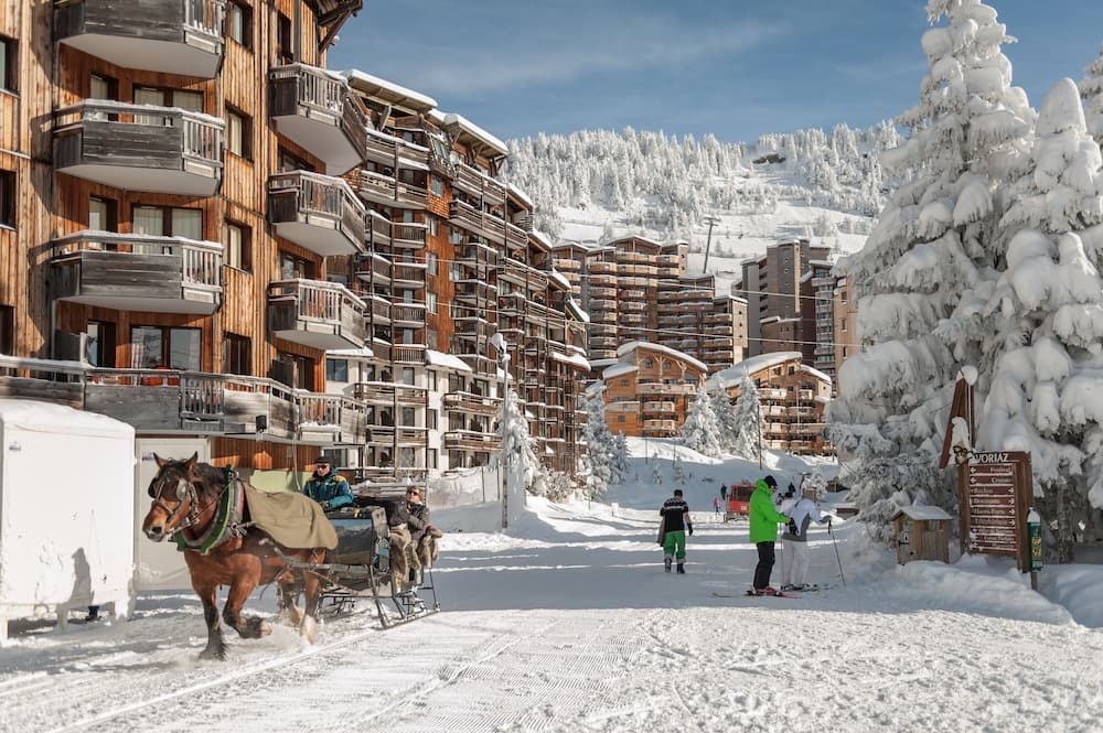 Snow and ski sports