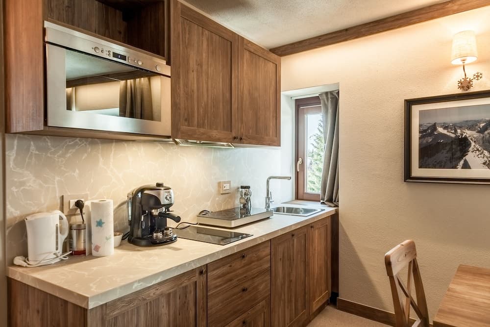 Private kitchenette