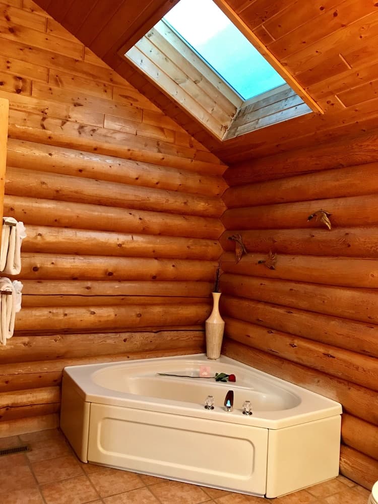 Jetted tub