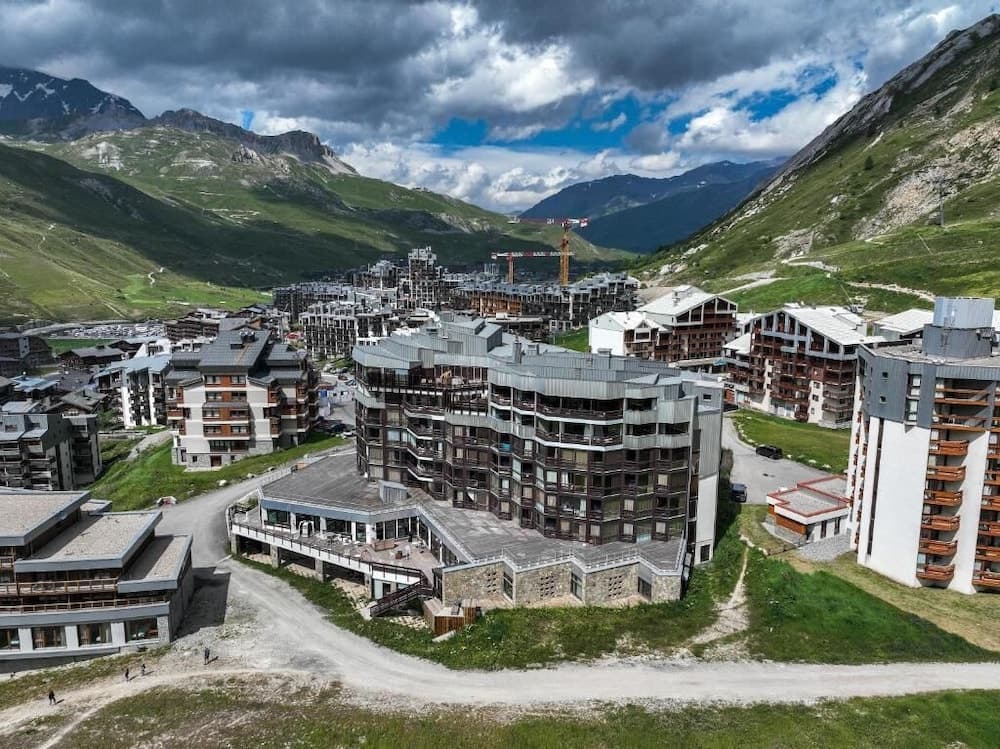 Primary image