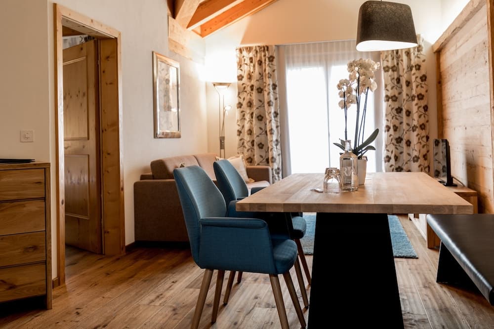 In-room dining