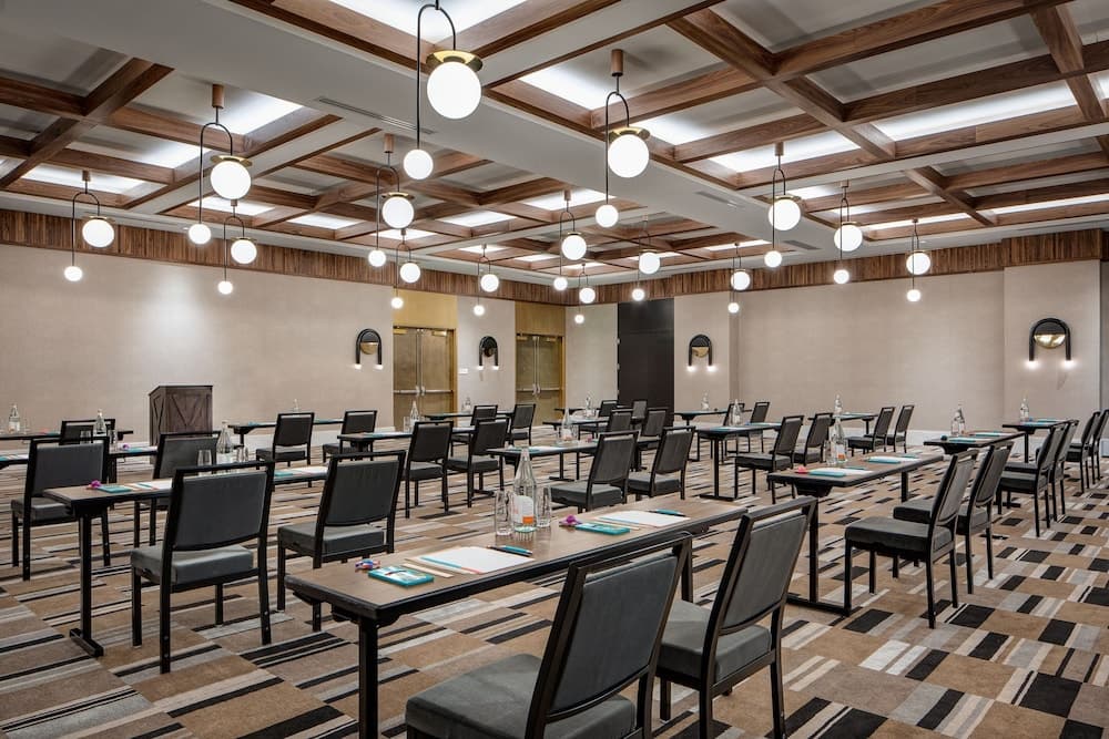 Meeting facility